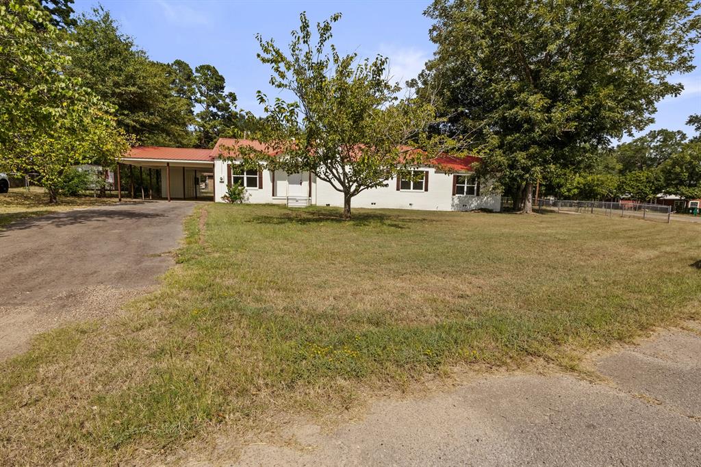 111 Walker Drive Property Photo 2