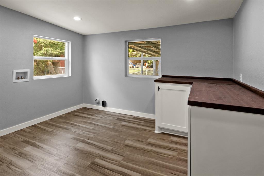 111 Walker Drive Property Photo 14