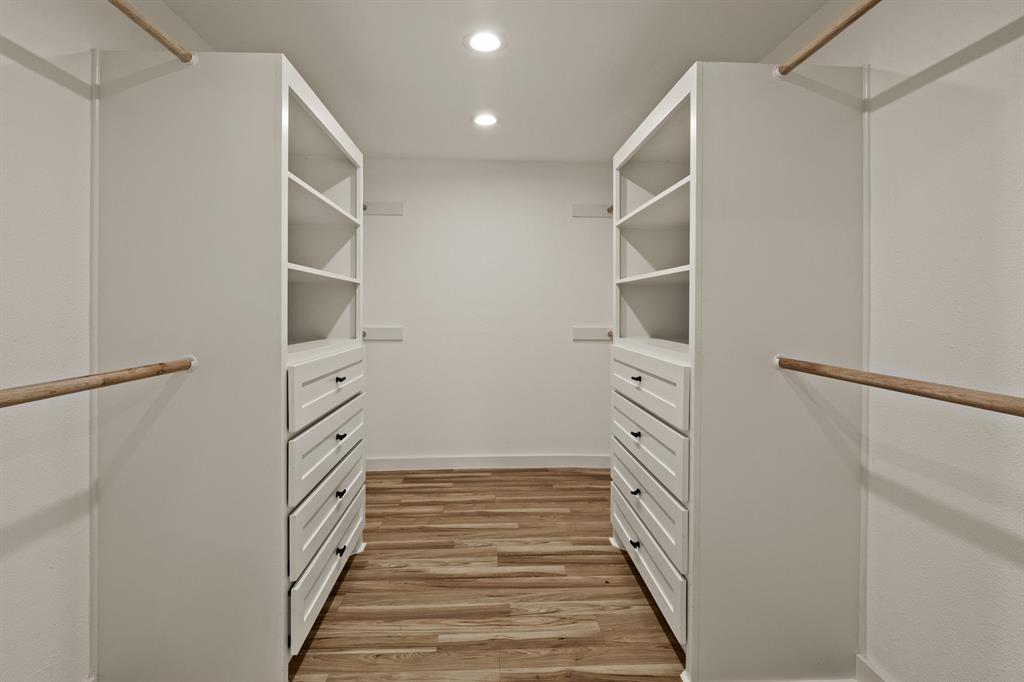 111 Walker Drive Property Photo 25