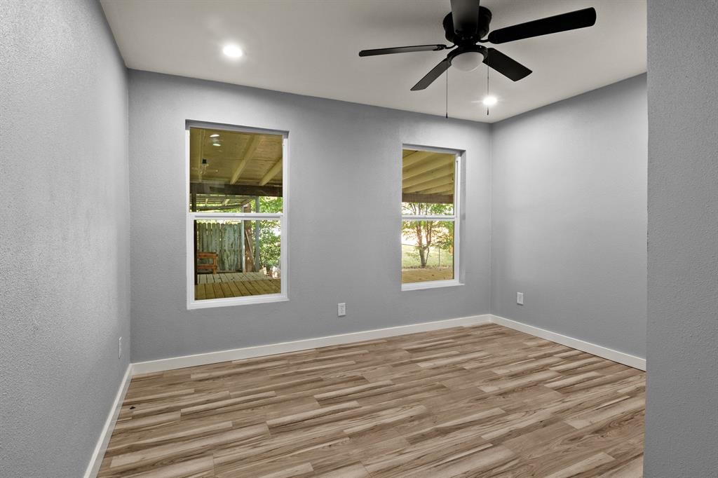 111 Walker Drive Property Photo 27