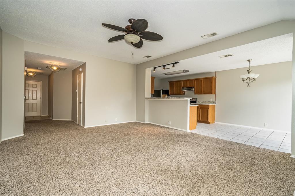 207 Prentice Drive Property Photo 2