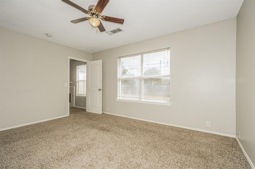 207 Prentice Drive Property Photo 8