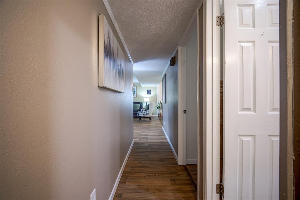2916 Lockwood Drive Property Photo 16