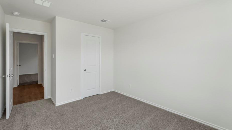 612 Broad River Lane Property Photo 3