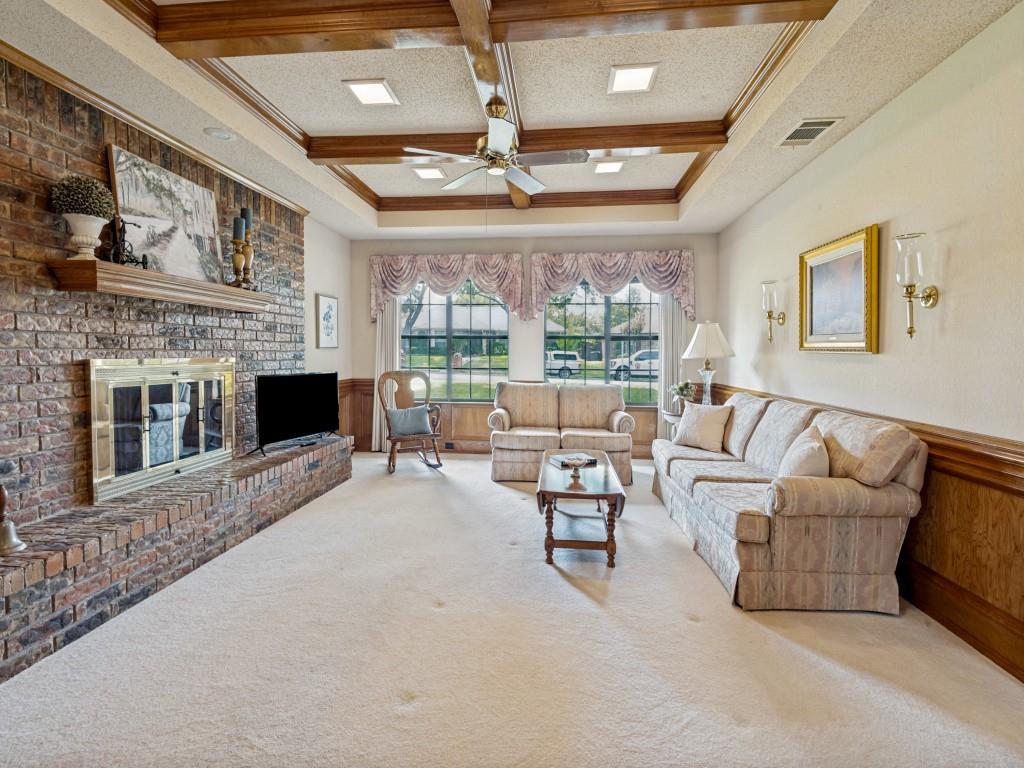 2213 Ridgewood Property Photo 7