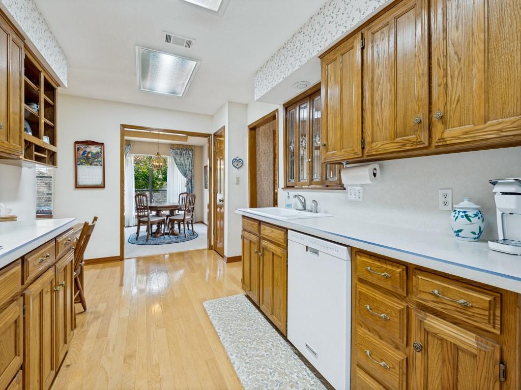 2213 Ridgewood Property Photo 11