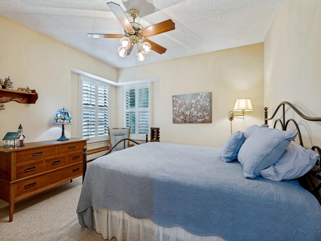 2213 Ridgewood Property Photo 24