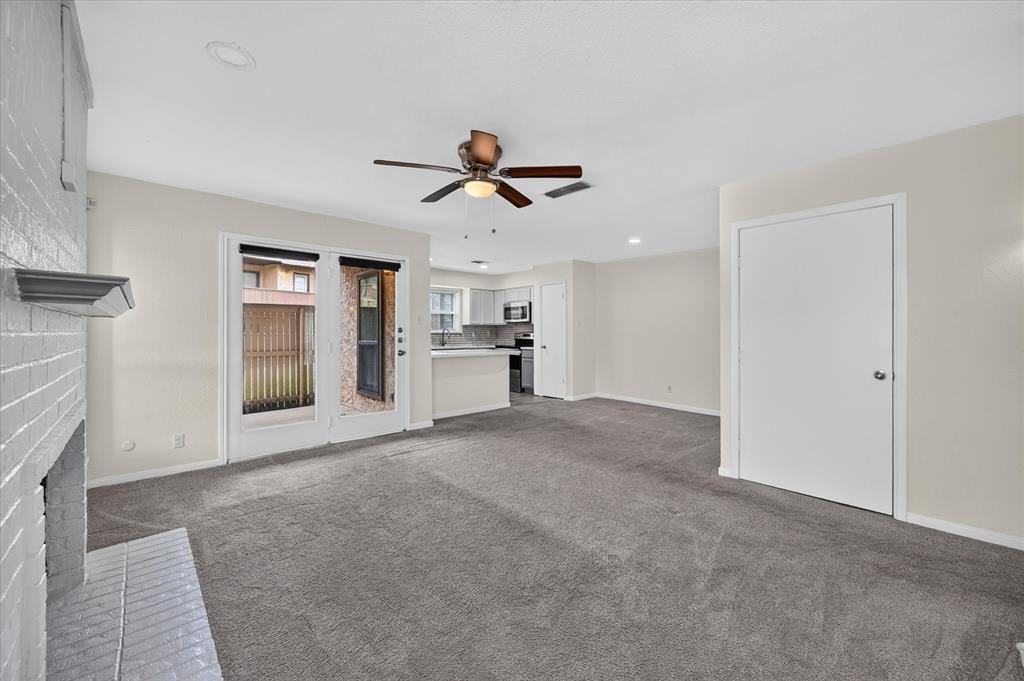 1204 Harwell Drive 2110 Property Photo 5
