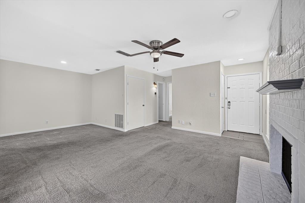 1204 Harwell Drive 2110 Property Photo 6
