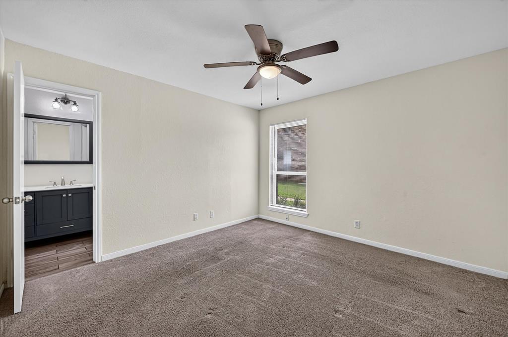 1204 Harwell Drive 2110 Property Photo 20