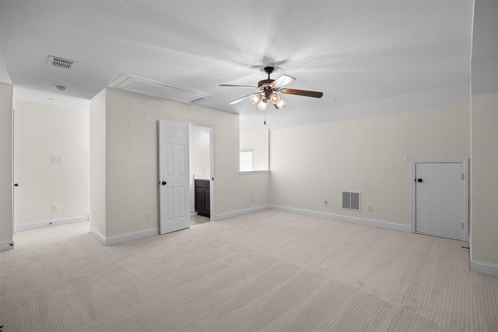 743 Matthew Place Property Photo 24