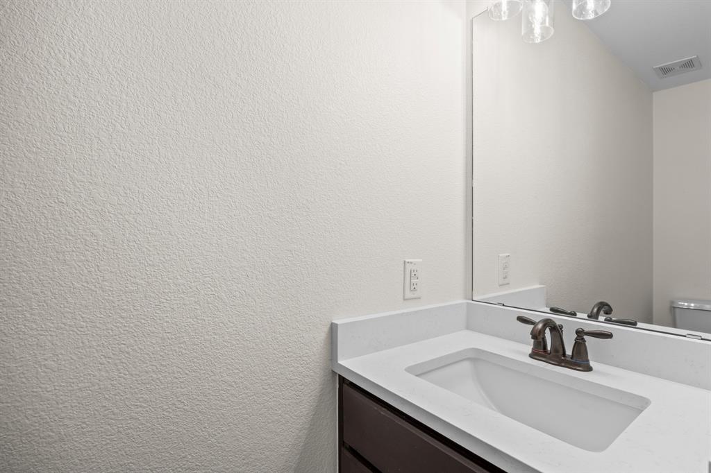 743 Matthew Place Property Photo 25