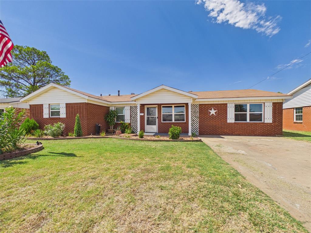 4110 Lenore Drive Property Photo 1