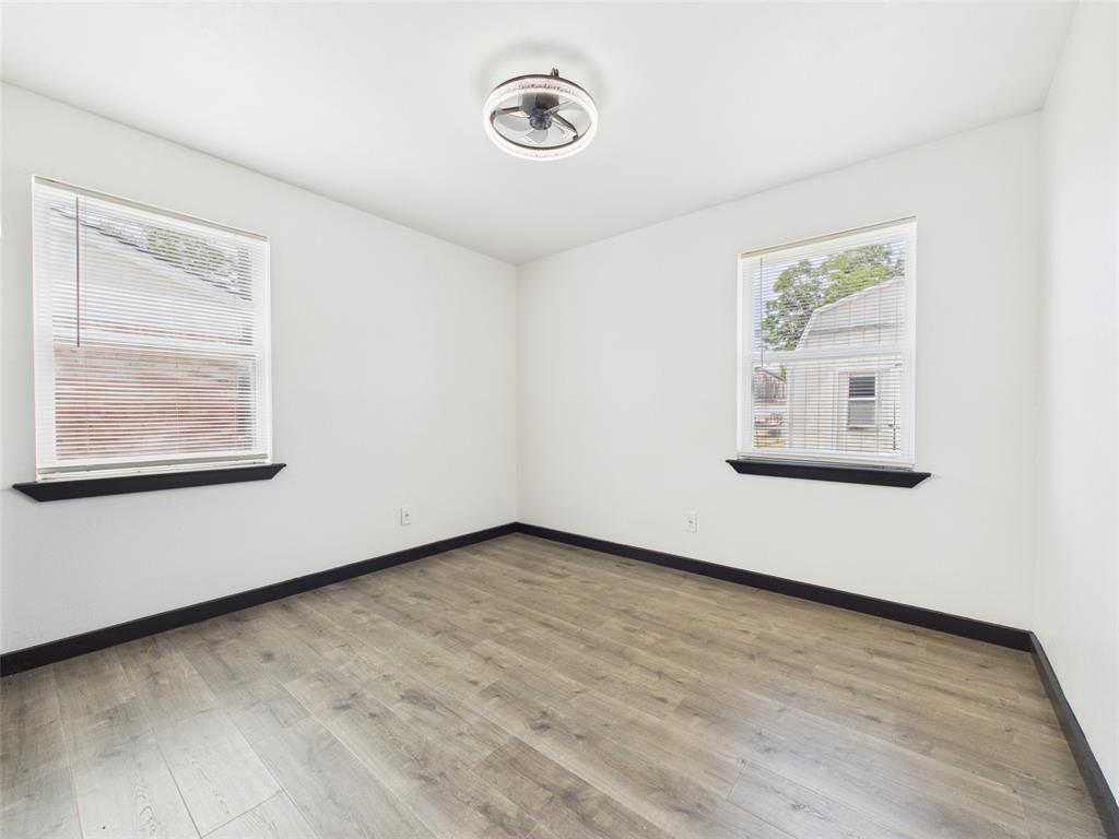 4110 Lenore Drive Property Photo 20