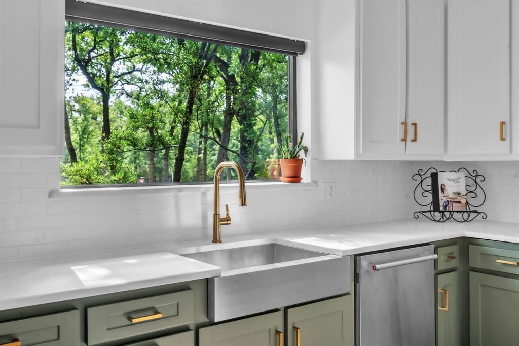 900 E Pioneer Circle Property Photo 11