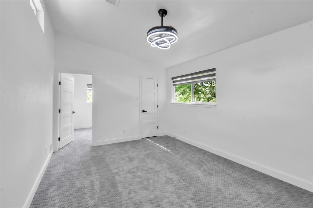 900 E Pioneer Circle Property Photo 30
