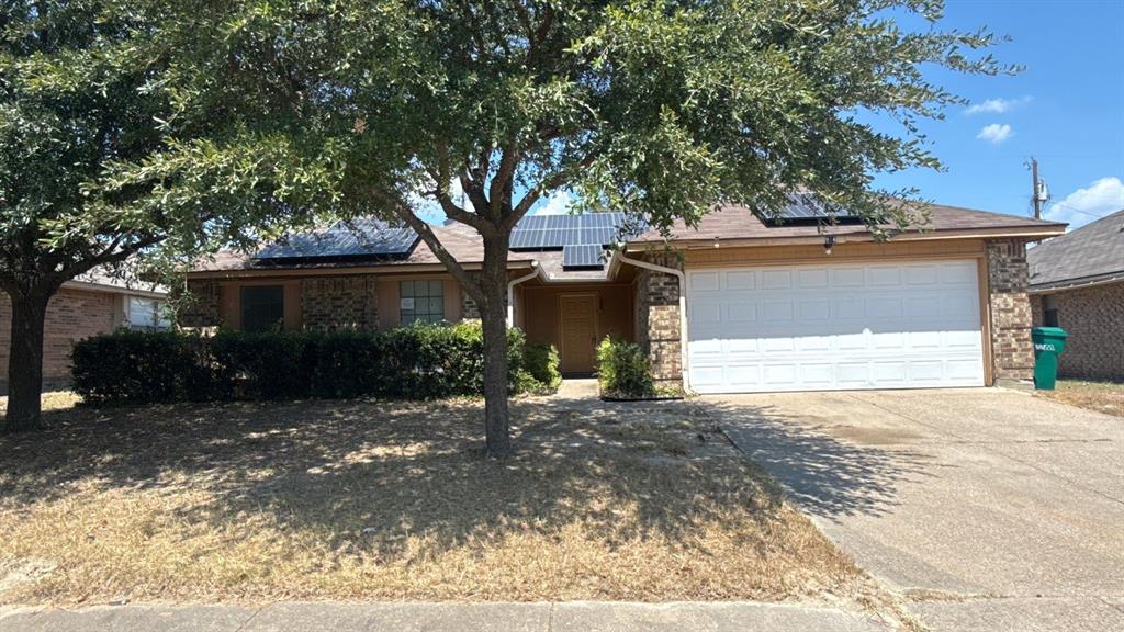 914 Larue Drive Property Photo 1