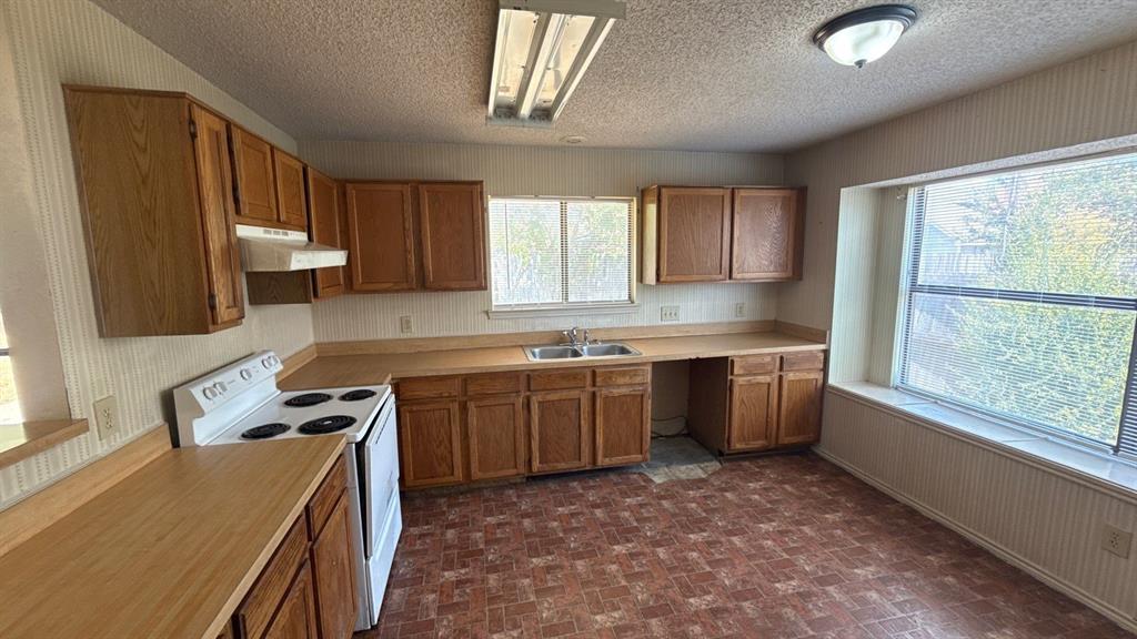 914 Larue Drive Property Photo 12