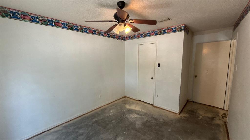 914 Larue Drive Property Photo 17