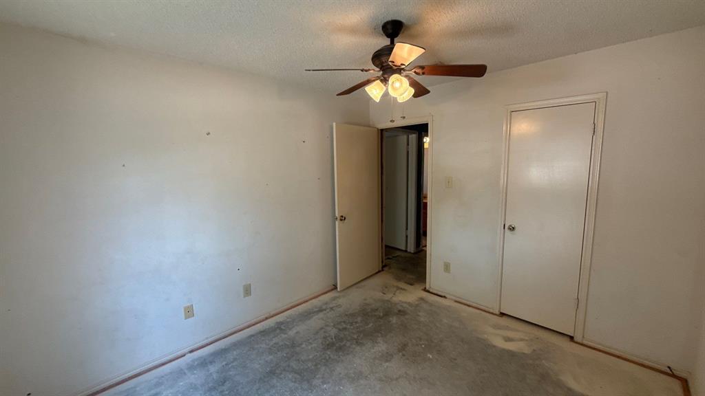 914 Larue Drive Property Photo 24