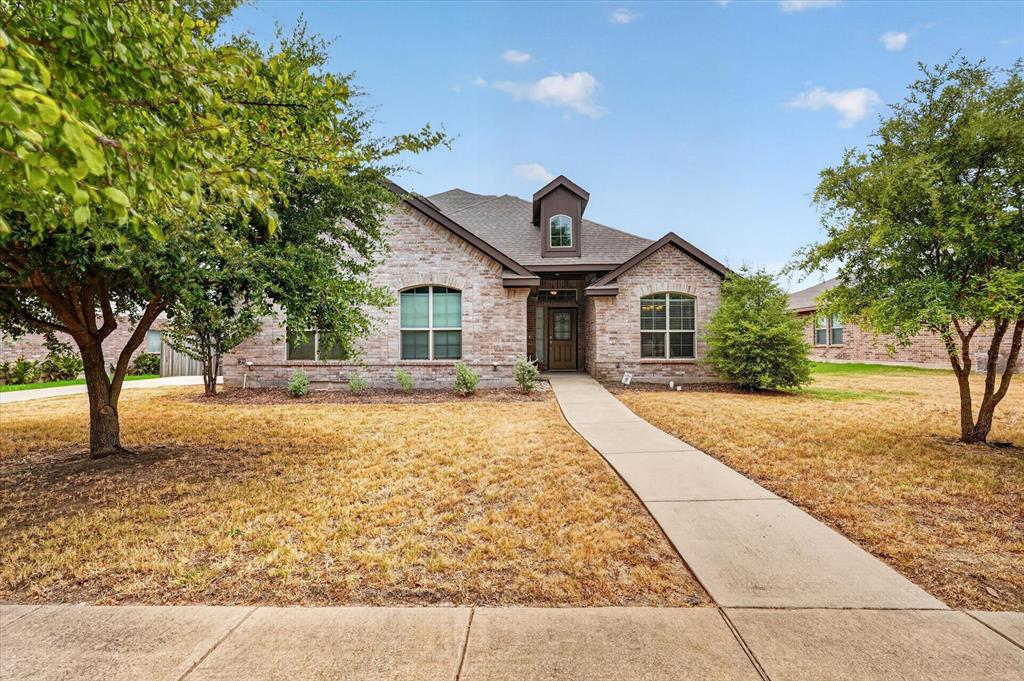 902 Mockingbird Lane Property Photo 1