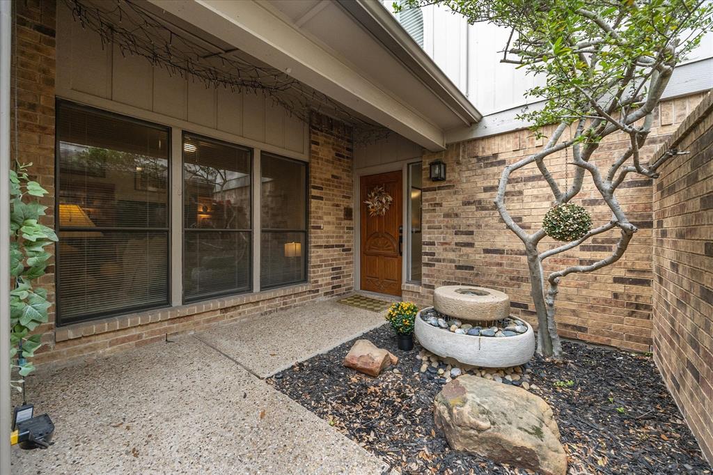 12277 Montego Plaza Property Photo 1