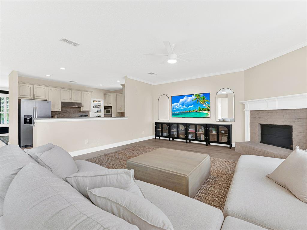 5501 Blazing Star Road Property Photo 9