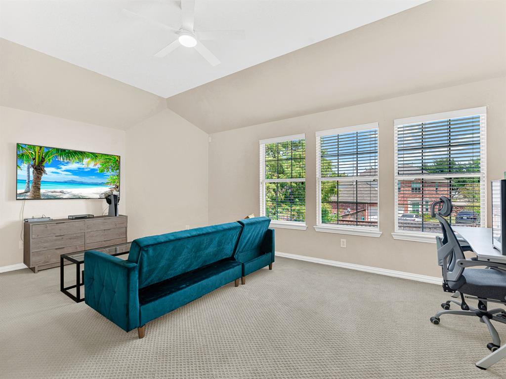 5501 Blazing Star Road Property Photo 19