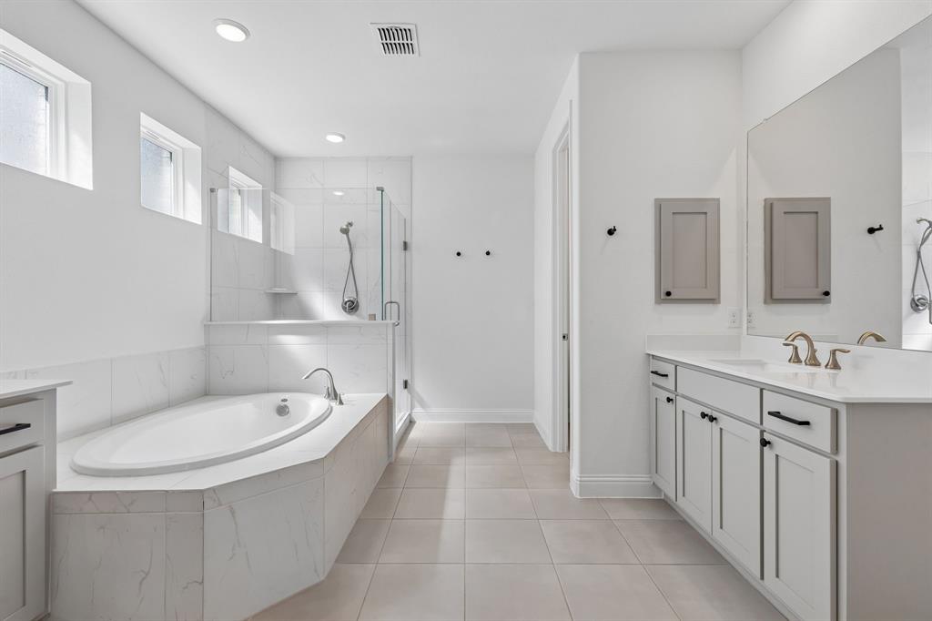 1805 Lizzy Lane Property Photo 18
