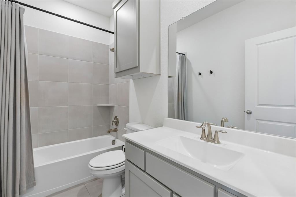 1805 Lizzy Lane Property Photo 28