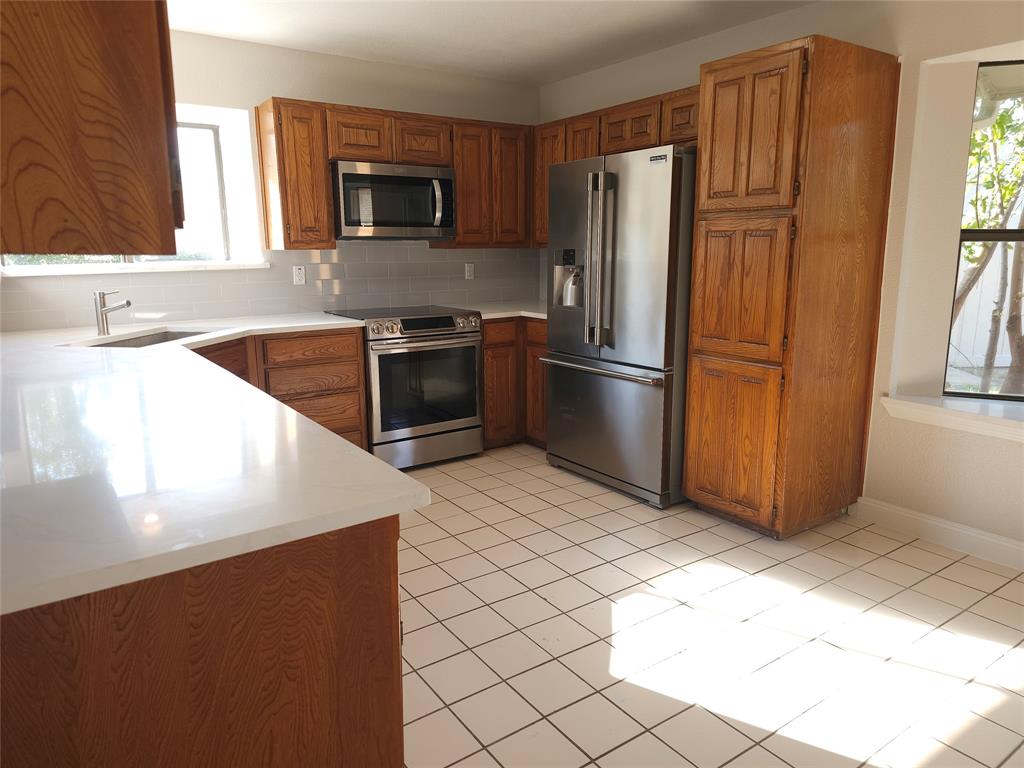 6300 Brownlee Lane Property Photo 10