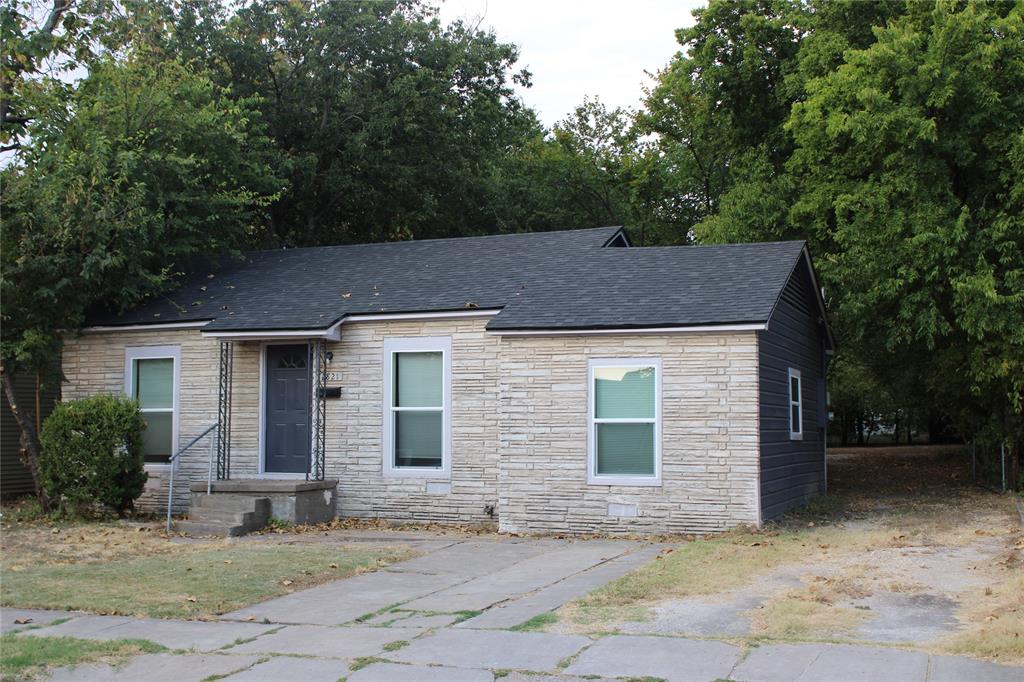 1821 Bell Street Property Photo 1