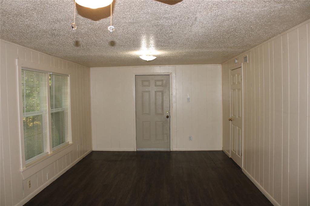 1821 Bell Street Property Photo 5
