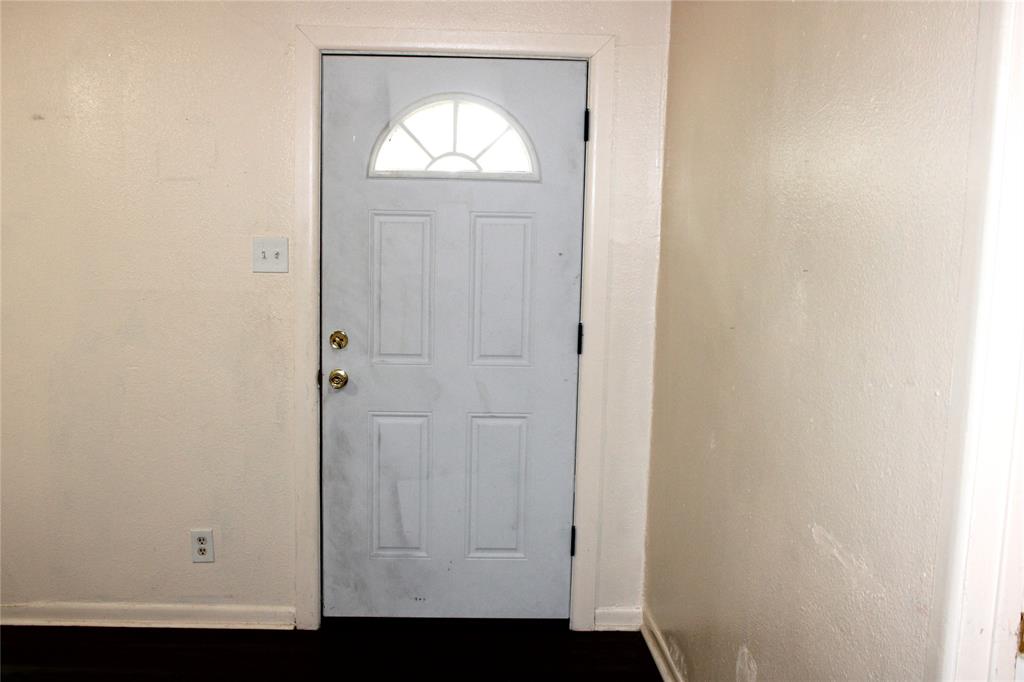 1821 Bell Street Property Photo 7