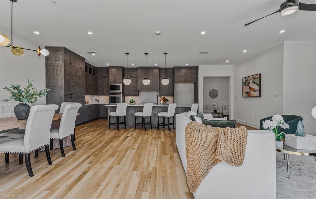 1718 Governors Boulevard Property Photo 8