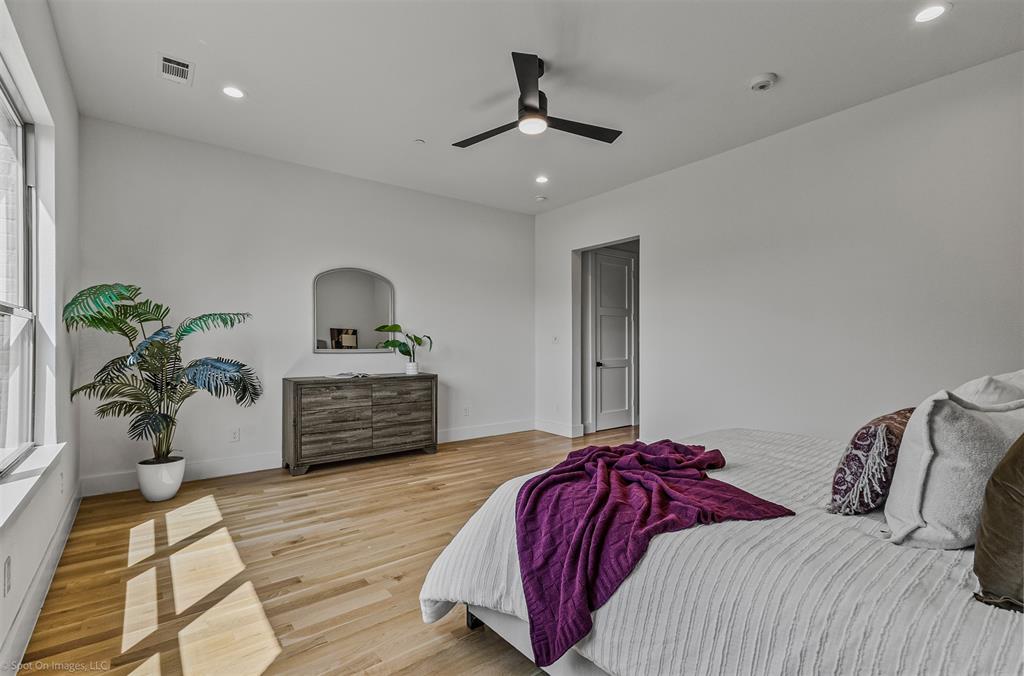 1718 Governors Boulevard Property Photo 19
