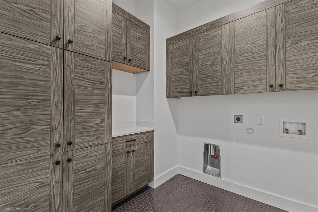 1718 Governors Boulevard Property Photo 26