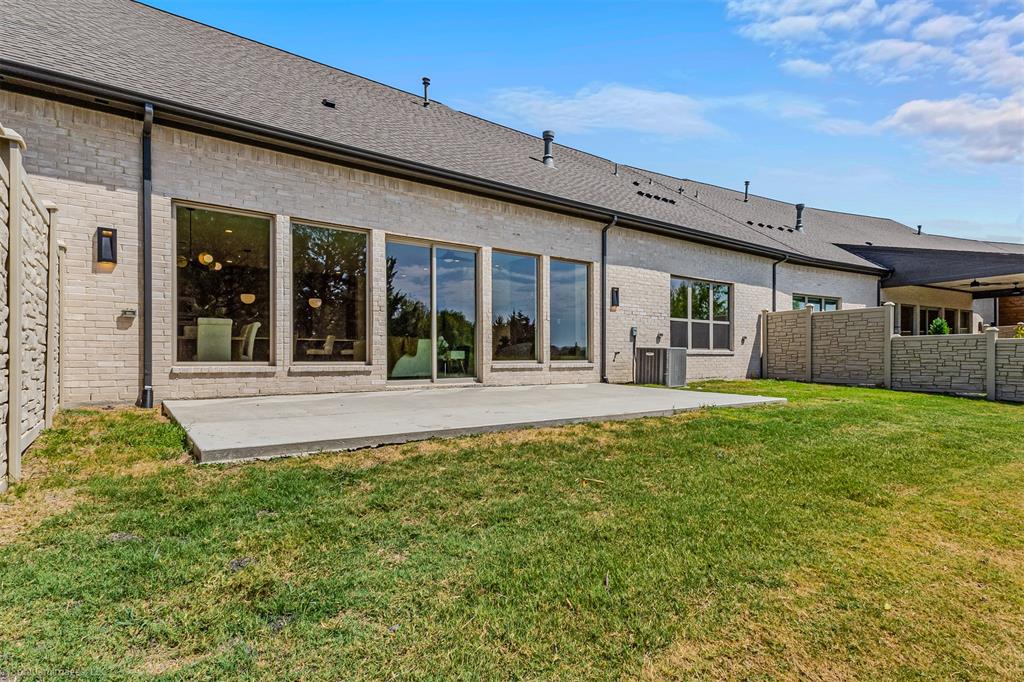 1718 Governors Boulevard Property Photo 27