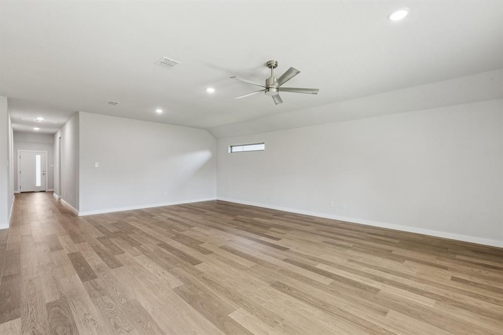 2110 Sunshining Road Property Photo 15
