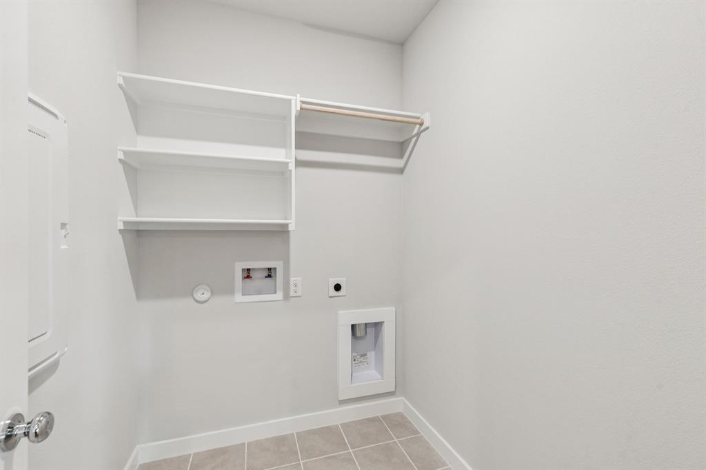 2110 Sunshining Road Property Photo 18