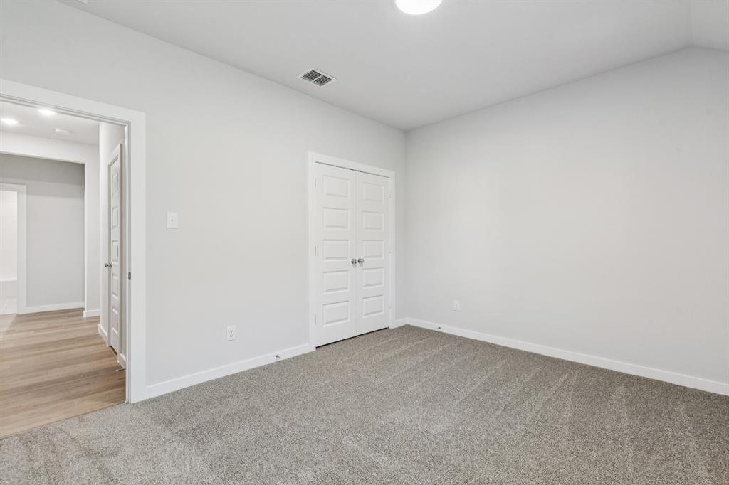 2110 Sunshining Road Property Photo 30