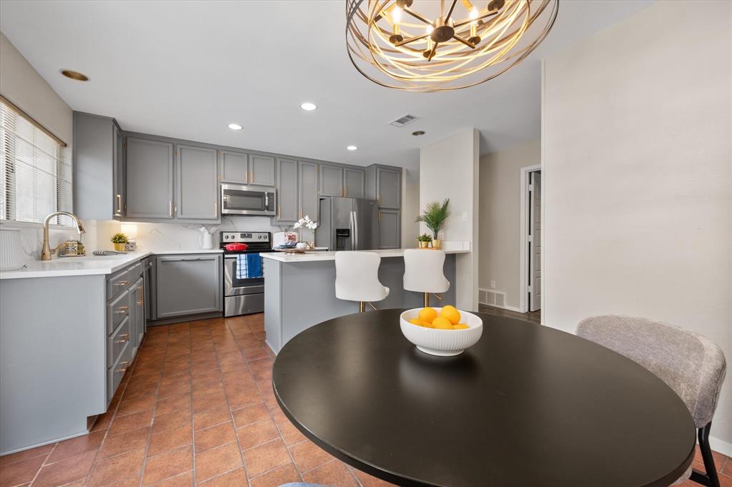 2216 Winter Sunday Way Property Photo 17