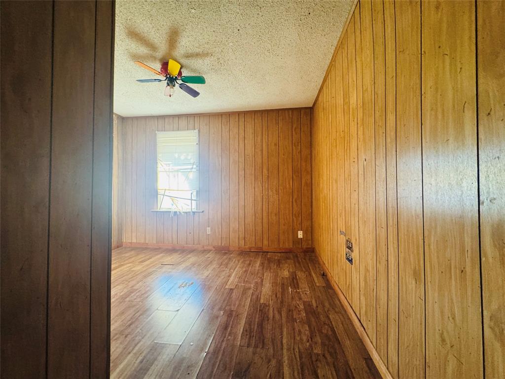 208 S Church Street Property Photo 14