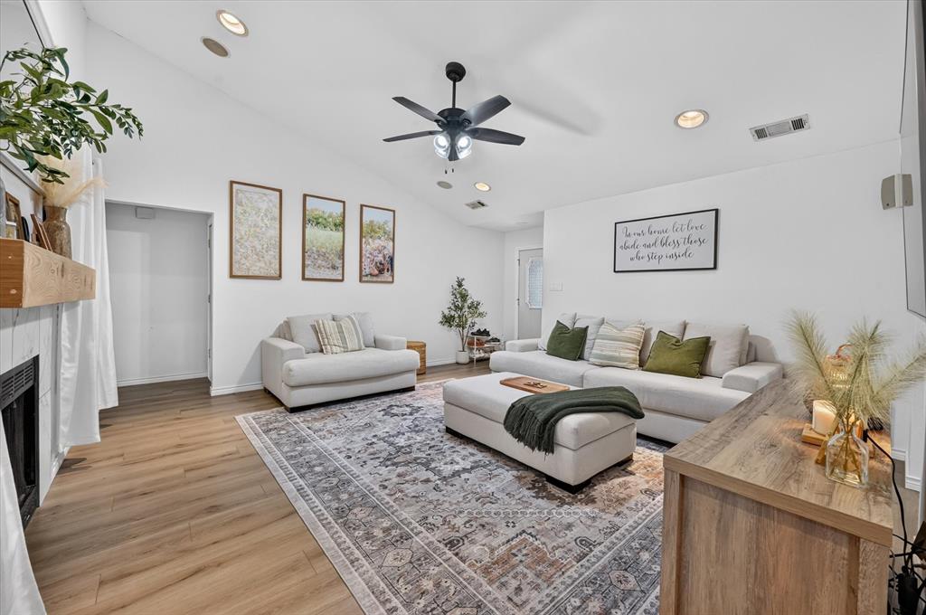 8233 Willis Lane Property Photo 9