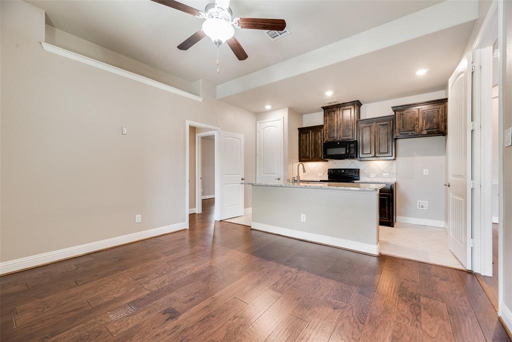 4304 Caney Creek Circle Property Photo 2