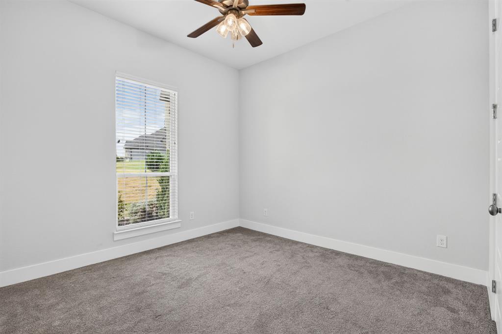 10 Tamminga Trail Property Photo 35