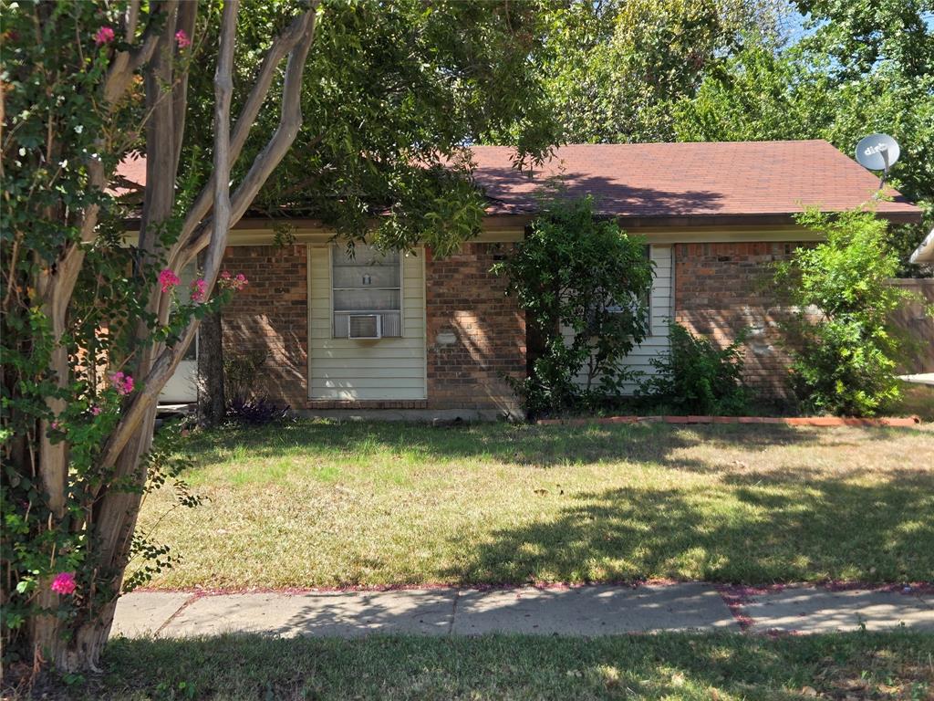 12207 Baron Drive Property Photo 3