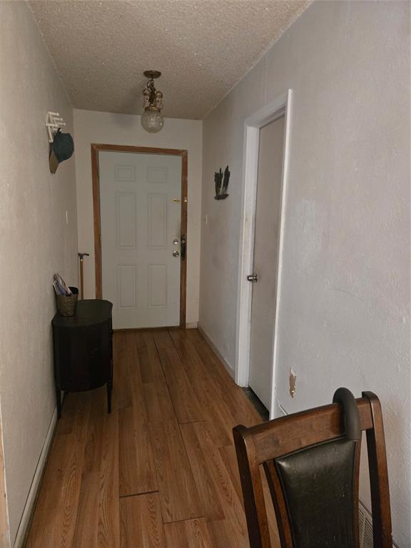 12207 Baron Drive Property Photo 4