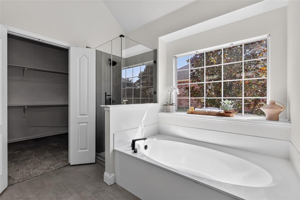 108 Windsor Drive Property Photo 17