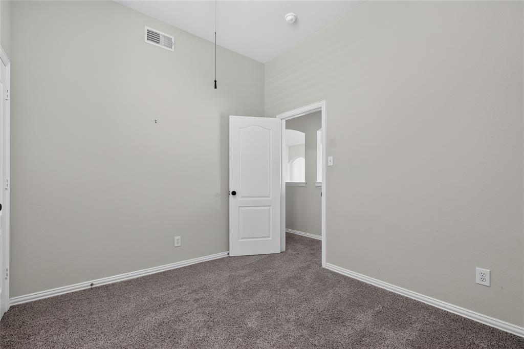 108 Windsor Drive Property Photo 21